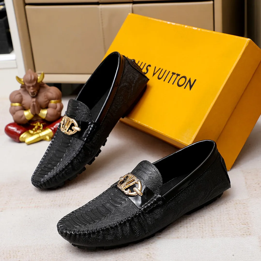 Men's shoes 💰360 💰 LV Louis Vuitton's top-quality Peaches men's shoes 💯Original copy of the official website, the upper is made of imported official website 1:1 material ❌Italian 🇮🇹 cowhide surface, imported pigskin lining. It’s definitely not made with ordinary craftsmanship, it’s the model used by celebrities! The factory’s craftsmanship is designed to create the most perfect shoes for trendy men! Colors available! 38-45 yards